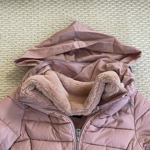 Zara Basic Light Pink Quilted Jacket, slim on the waist with Hidden Hood - Picture 5 of 7